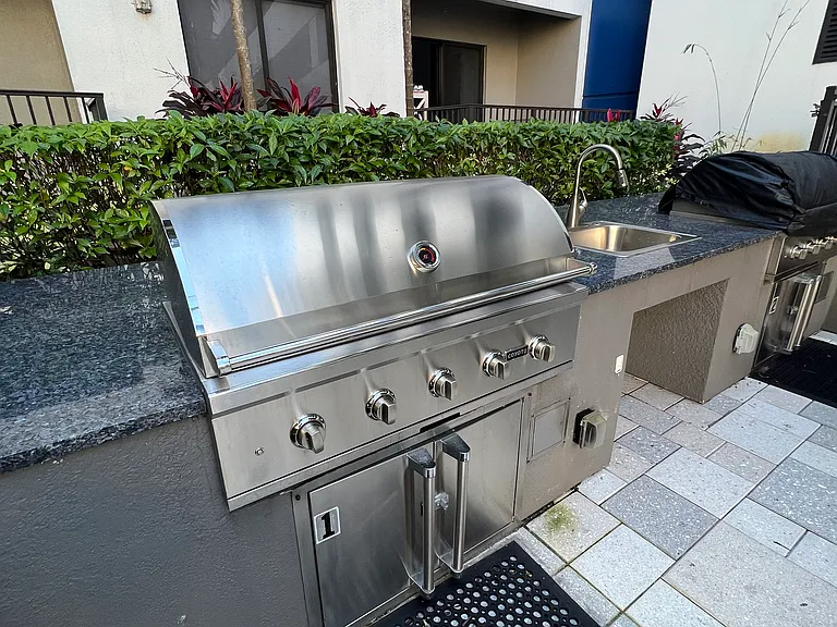 4866 NW 83rd Ave #B — Photo 39