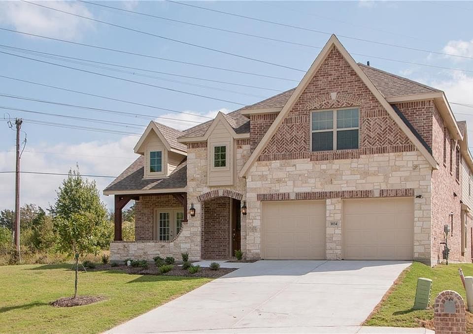 1st image of 1034 Southwestern Dr