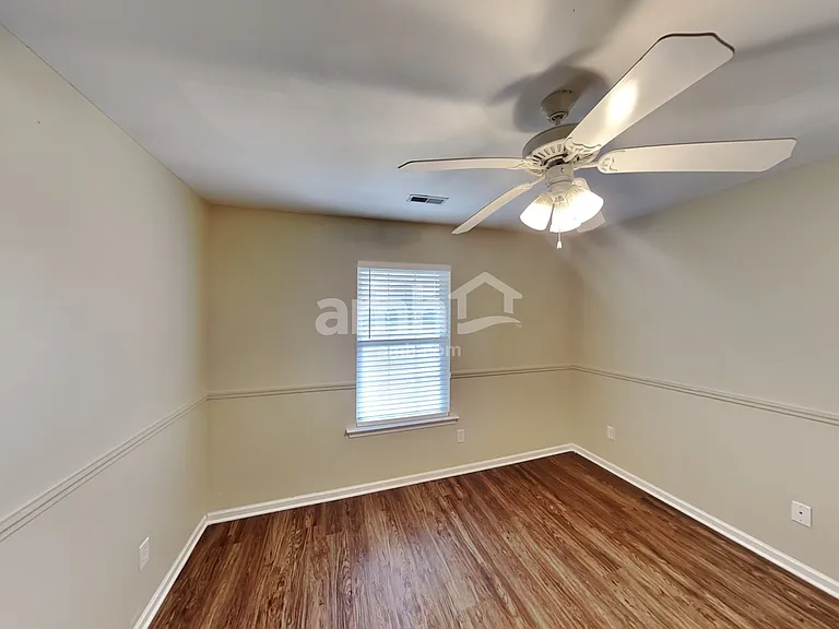 1005 Matheus Dr — Photo 18