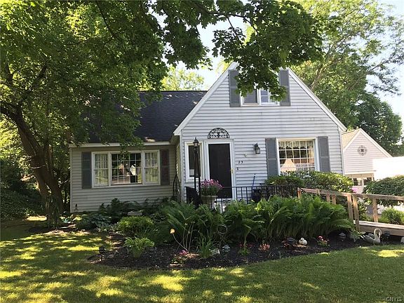 2nd image of 23 Brown St