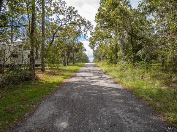 3210 E Michael St, Inverness, FL 34453