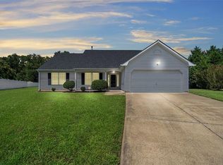 2 Gallaer Ct, Hampton, VA 23666