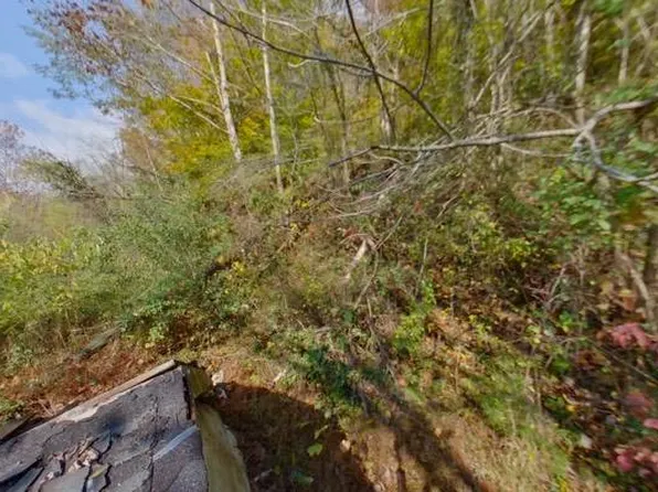 865 Highway 1482, Oneida, KY 40972