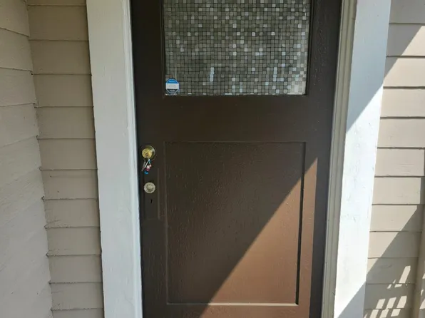 9841 Walnut St #1/2, Bellflower, CA 90706