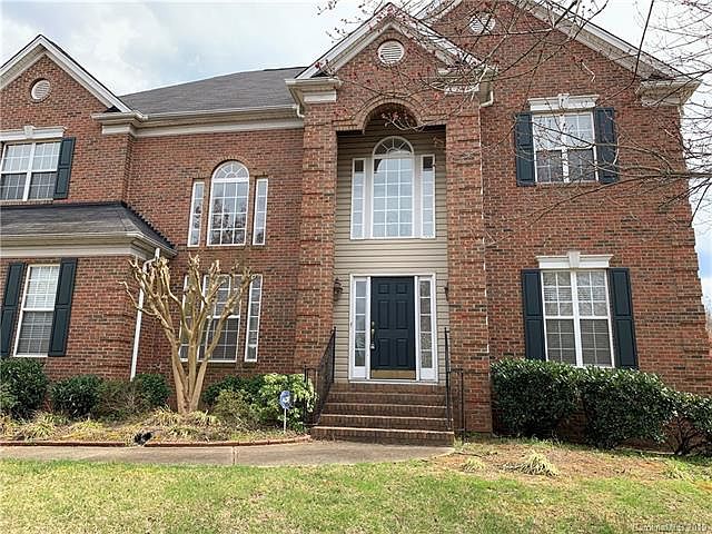 1st image of 11238 Fountaingrove Dr