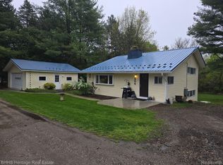 504 Union St, Fenton, MI 48430