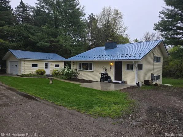 504 Union St, Fenton, MI 48430