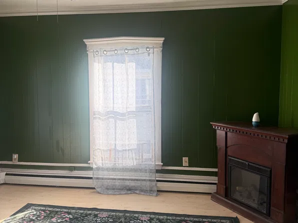 85 Gage St APT 2, Augusta, ME 04330