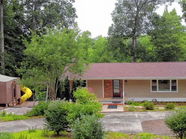 533 Dogwood Cir, High Point, NC 27260