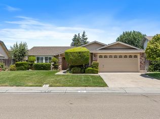 867 Jordanolo Dr, Ripon, CA 95366