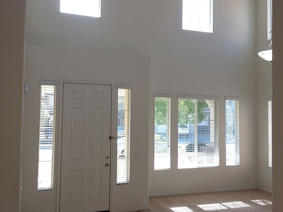 2nd image of 36852 Maxmillian Ave