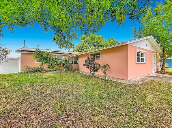 8820 58th Ln N, Pinellas Park, FL 33782
