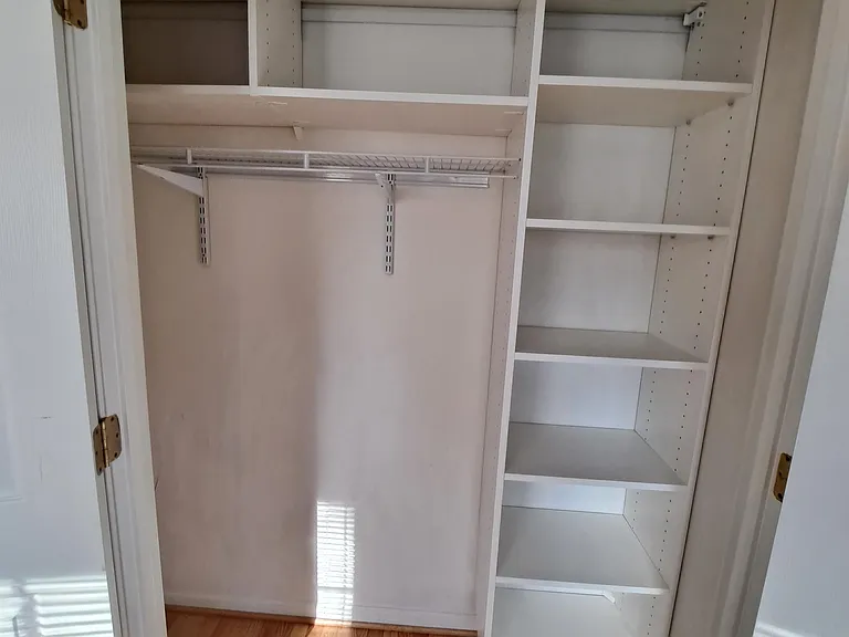 7738 Heritage Woods Way — Photo 16