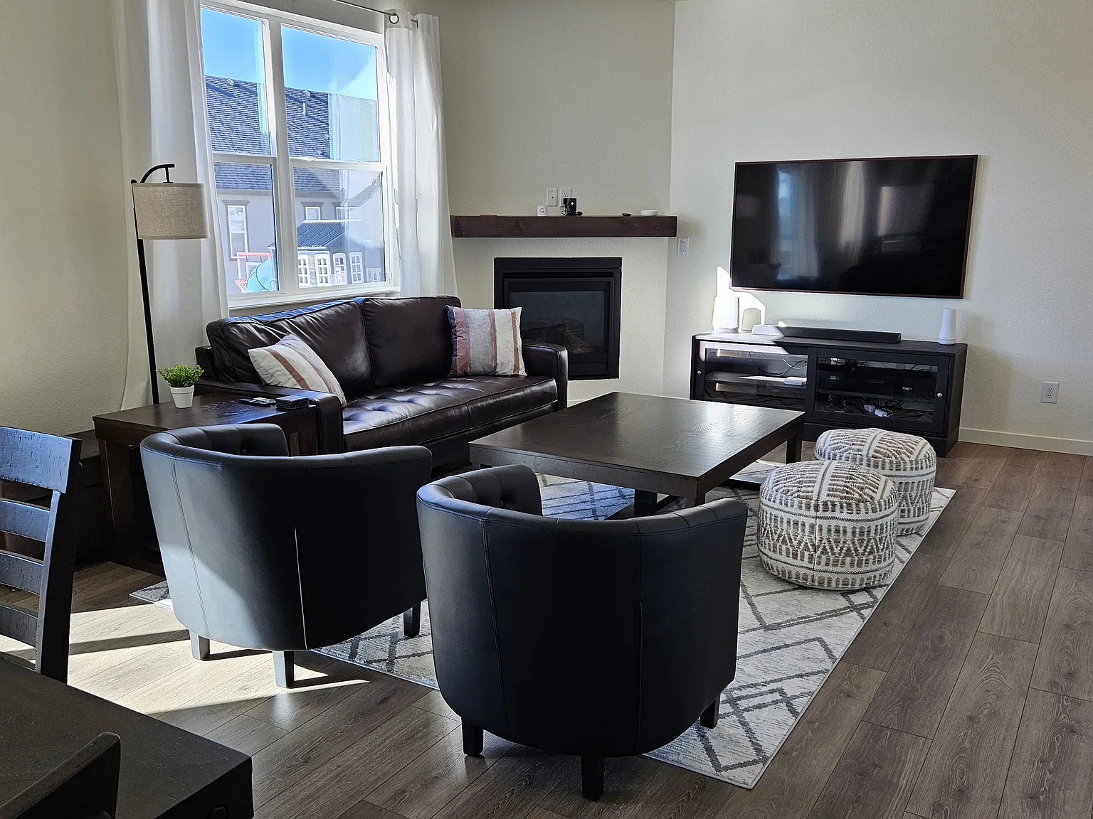 10230 Elgon Dr — Photo 3