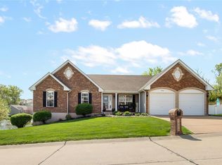 1904 Pullman Dr, Festus, MO 63028