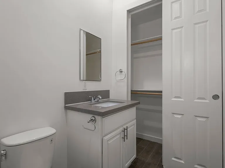 2649 S Ellendale Pl — Photo 17