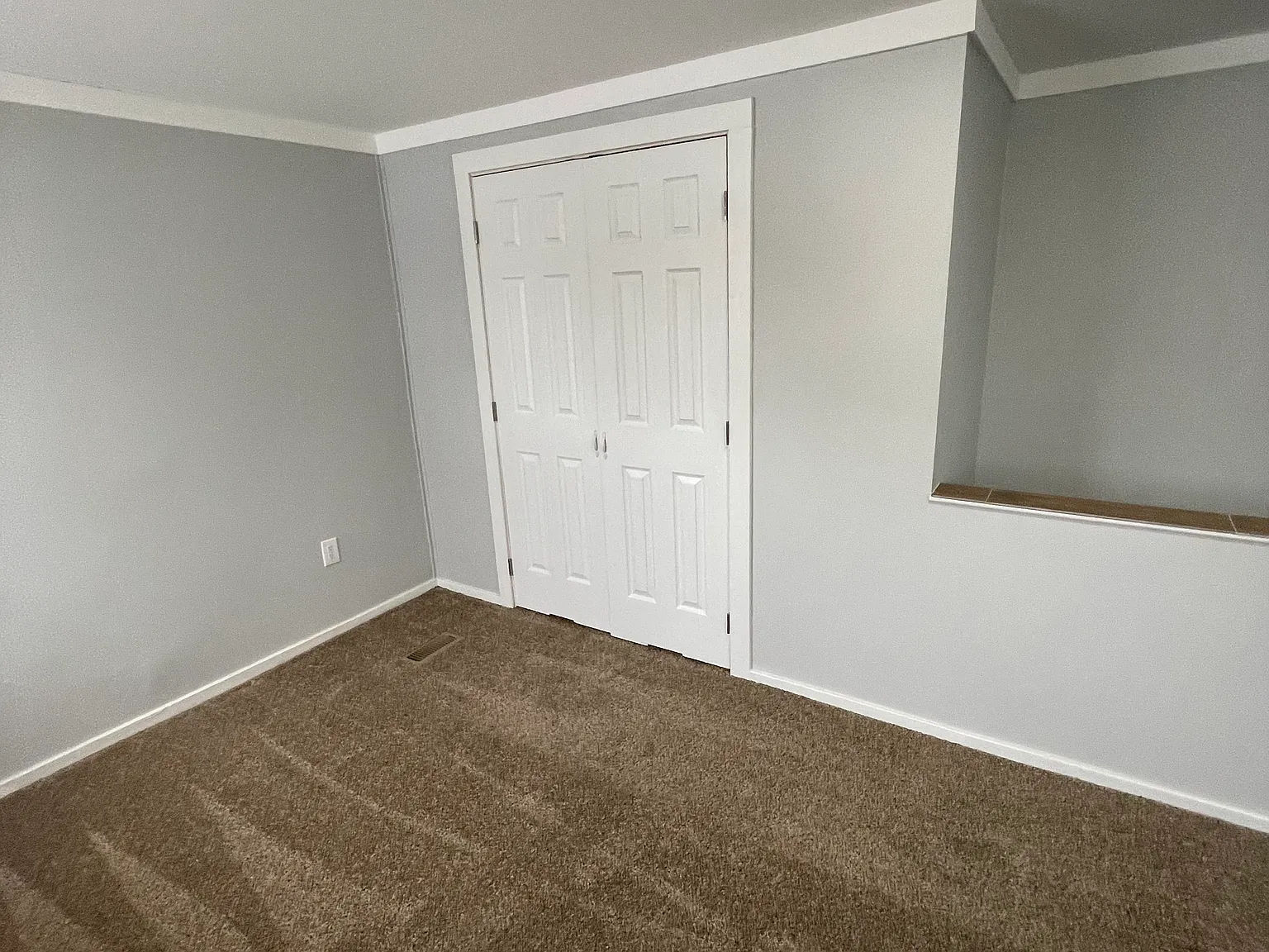 2 bed, 1012 sqft, $1,400 — Photo 2
