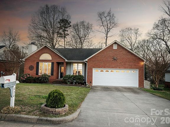 2nd image of 620 Marigold Dr