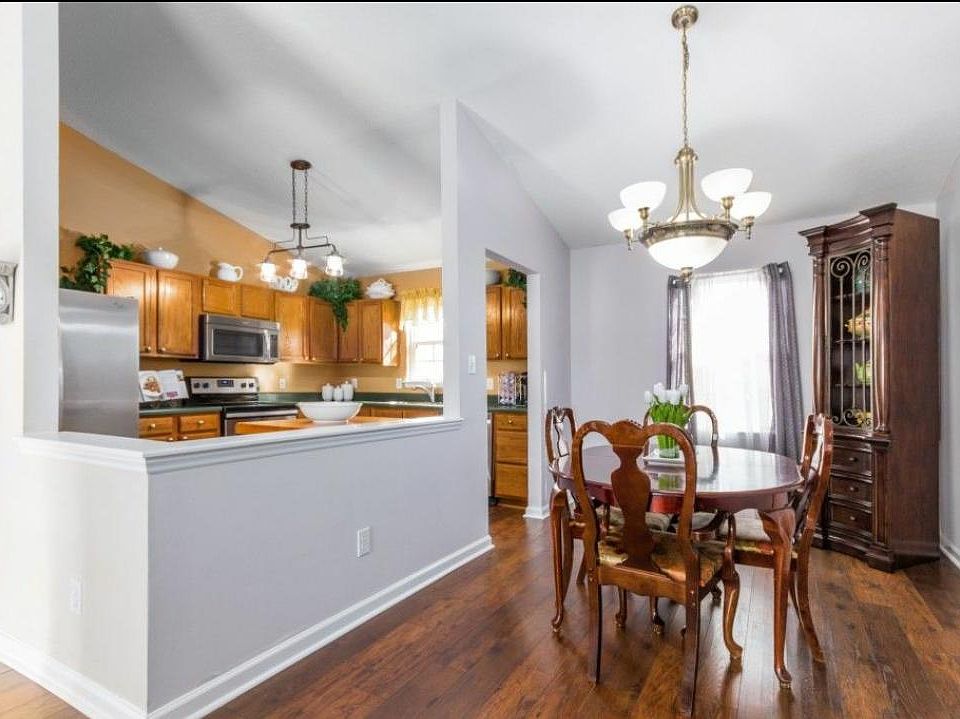 1st image of 112 Saddle Creek Ln #112