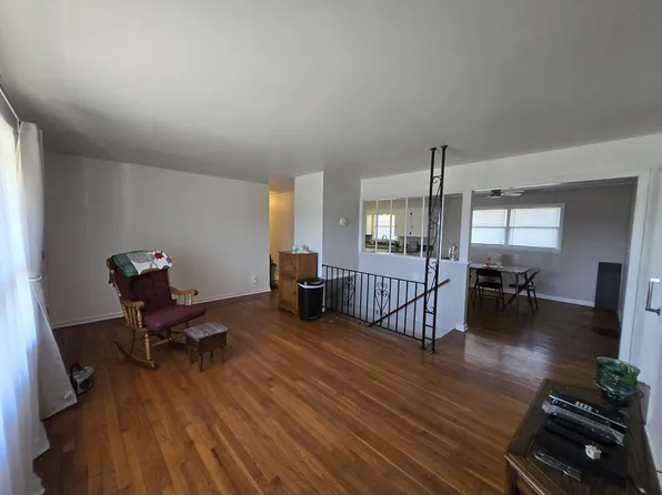 342 Pleasant Hill Dr, Harrodsburg, KY 40330