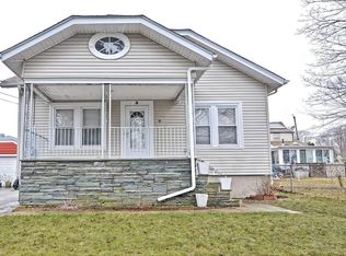 9 Clancy St, Swansea, MA 02777