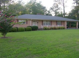 620 S Lewis St, Metter, GA 30439