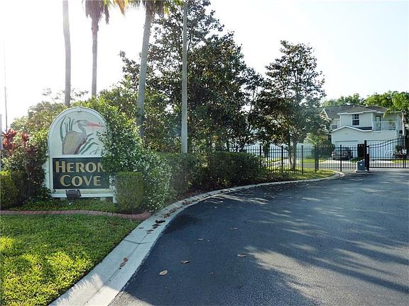 2nd image of 1644 Lullwater Ln
