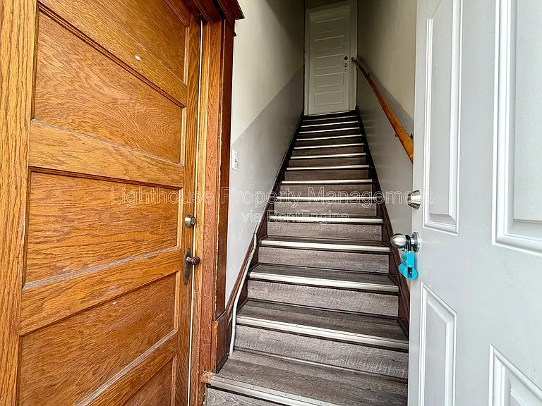 1242 Davis Ave NW — Photo 12