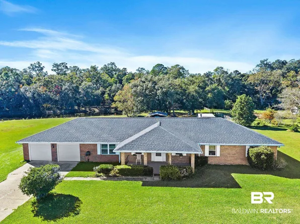 1510 S Juniper St, Foley, AL 36535