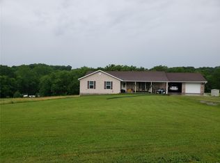 21934 Haha Ln, Hannibal, MO 63401