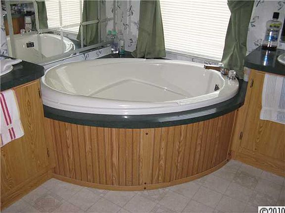 4th image of 142 Titanium Dr