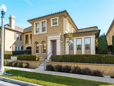 97 Twin Gables, Irvine, CA, 92620