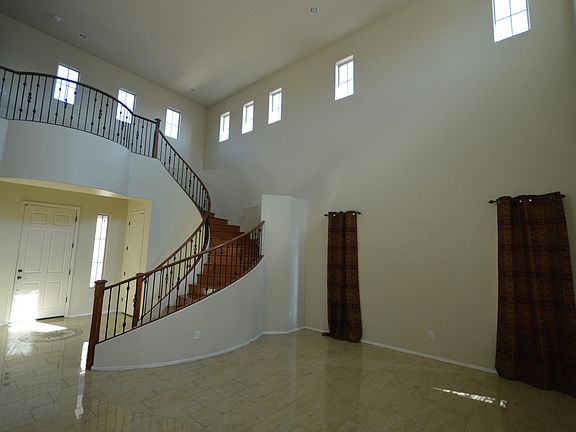 5th image of 2555 E Honeysuckle Pl