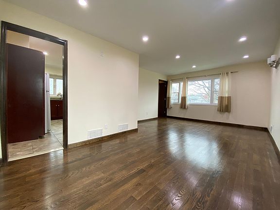 3rd image of 210 Sheraden Ave #2F