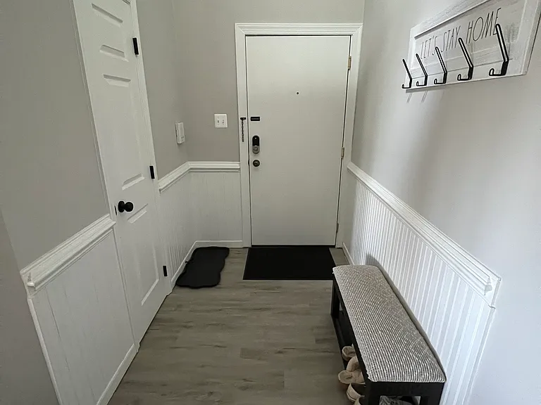 2405 Forest Edge Ct #304D — Photo 3