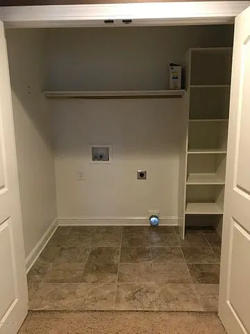 2309 B Berwick Ct #1 — Photo 13