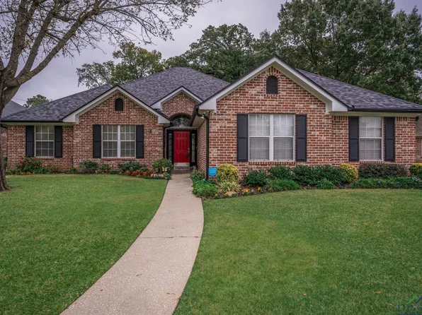 3304 Saint Andrews Dr, Longview, TX 75605