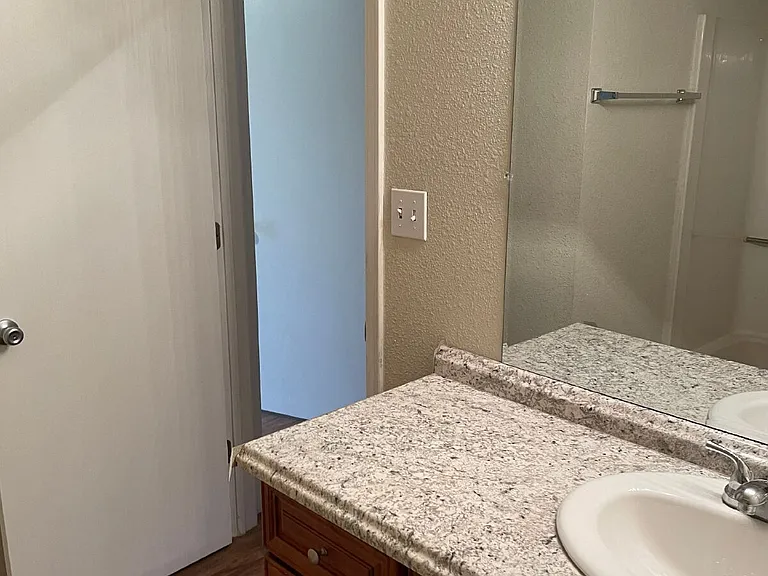 1508 Smoot Dr #B — Photo 16