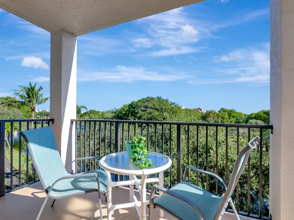 2105 Lavers Circle #411, Delray Beach, FL 33444