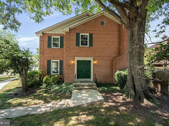 2nd image of 2712 Carter Farm Ct