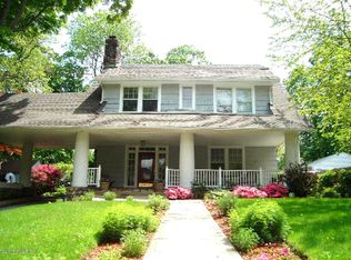 292 Sound Beach Ave #1, Old Greenwich, CT 06870