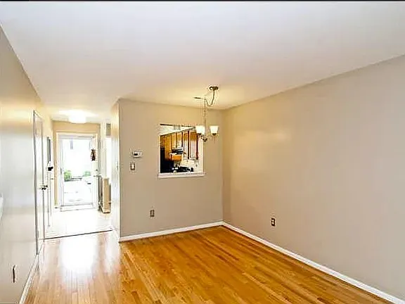 Lester Lee Ct — Photo 5
