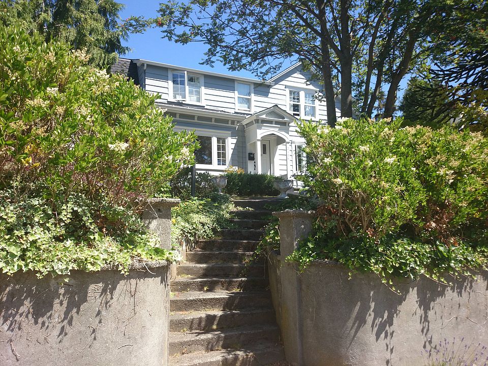 1st image of 2606 W Blaine St