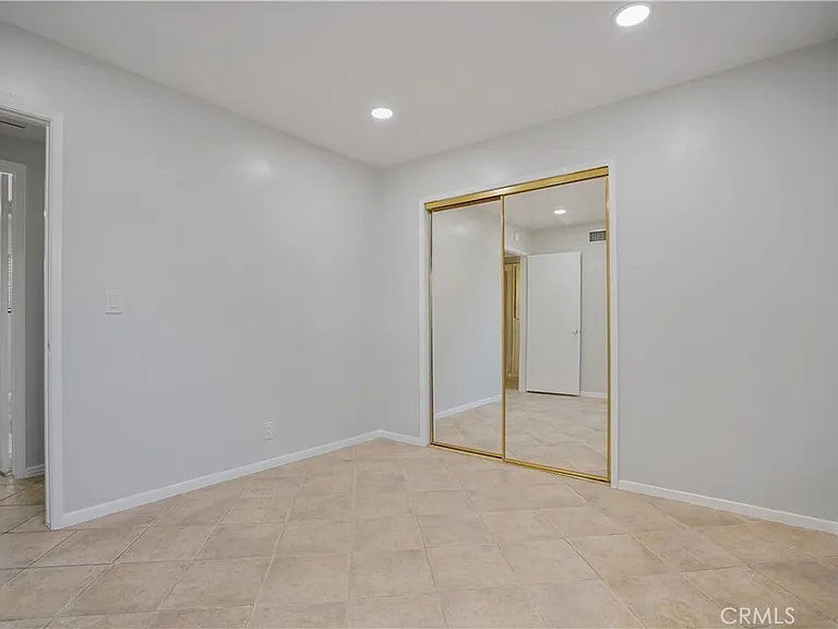 7055 Avenida Leon — Photo 10