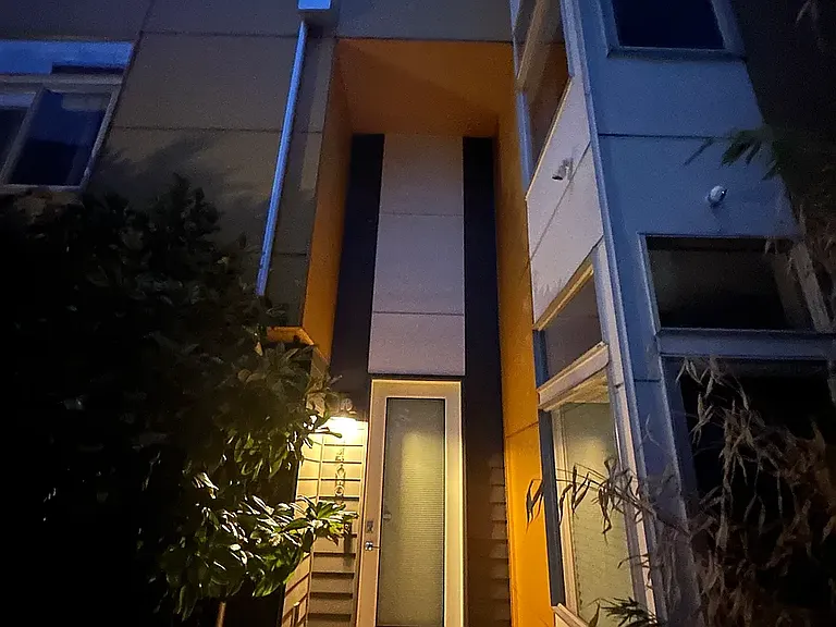 1406 E Spring St — Photo 1