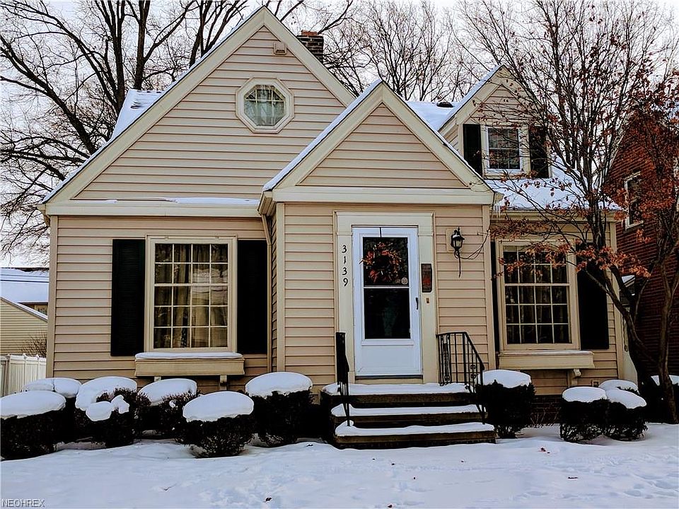 1st image of 3139 W 165th St