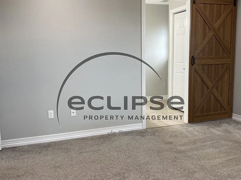 5203 County Road 9 S — Photo 34