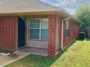 312 Schumacher Dr, Burleson, TX 76028