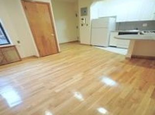 301 W 50th St, New York, NY 10019
