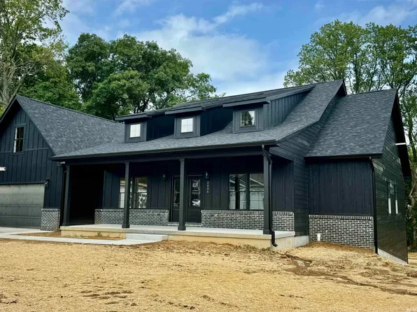 2434 Lucy Ln, Bedford, IN 47421